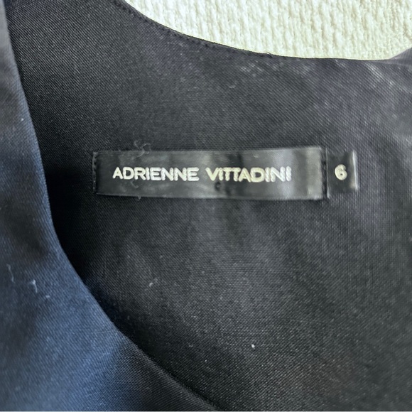 Adrienne Vilttadini Women's Size 6 Midi Dress Wool Blend LBD Lightweight - Picture 12 of 16